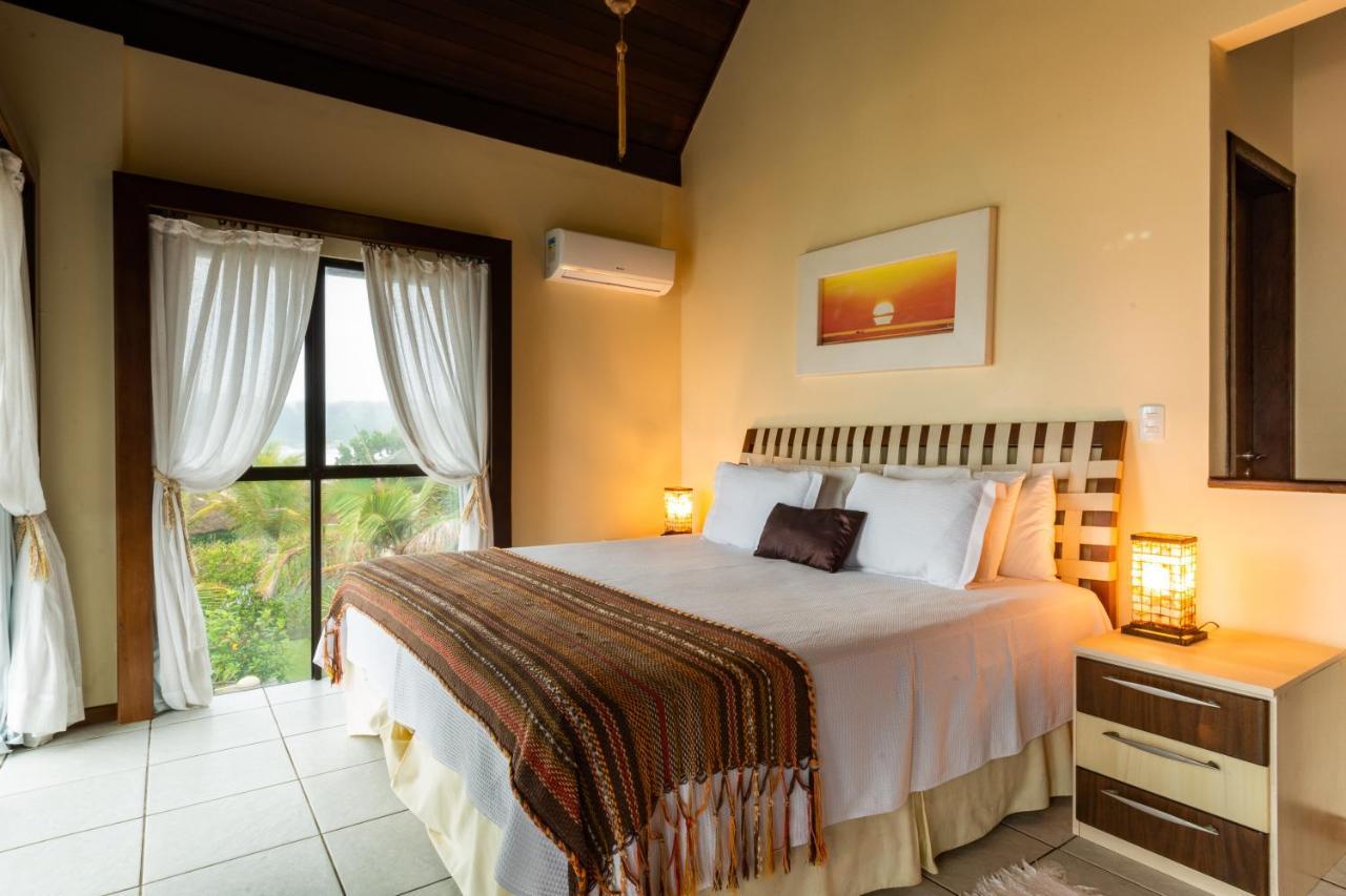 Olhos Verdes Guest House Бомбиньяс Экстерьер фото